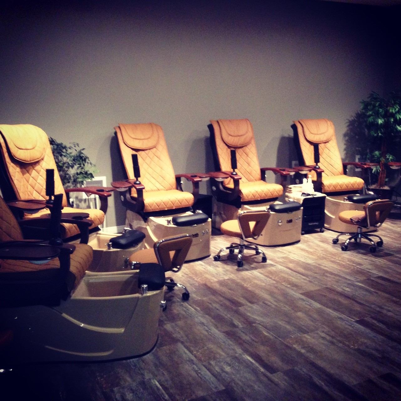 Cloud 9 Day Spa chairs