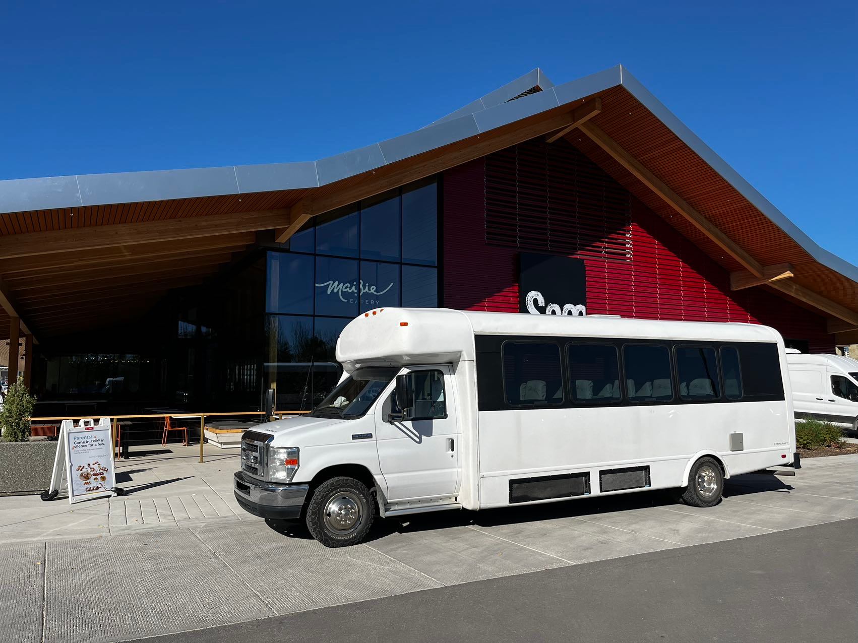 24-passenger charter bus