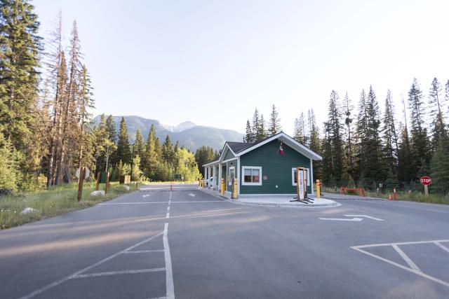 Entrance to Johnston Canyon Campground.