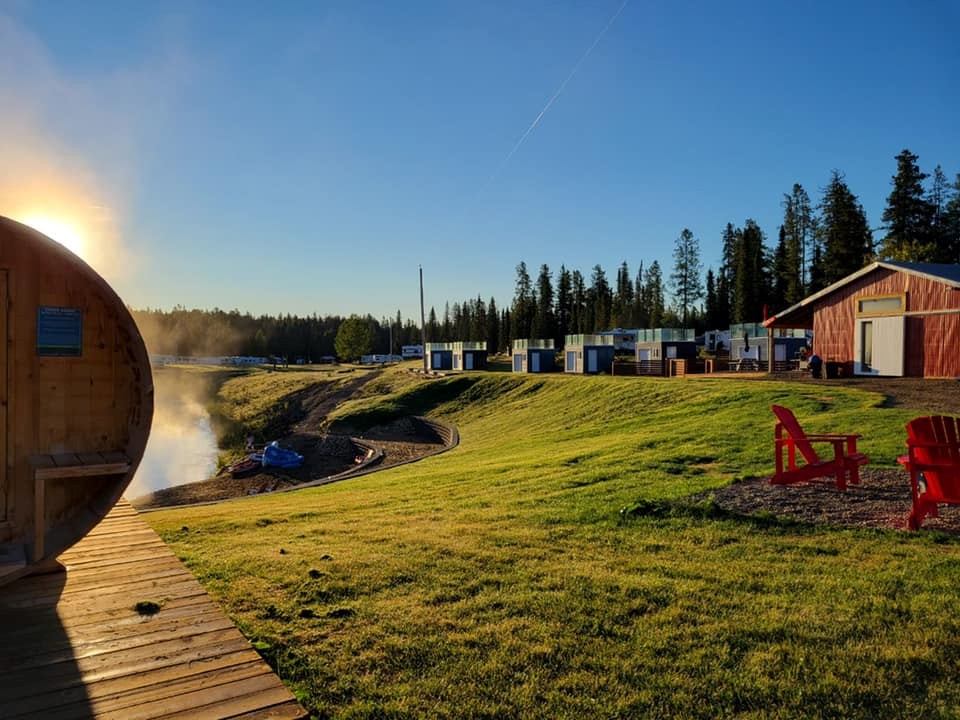 Pinnacle Trails Resort | Canada's Alberta thumbnail