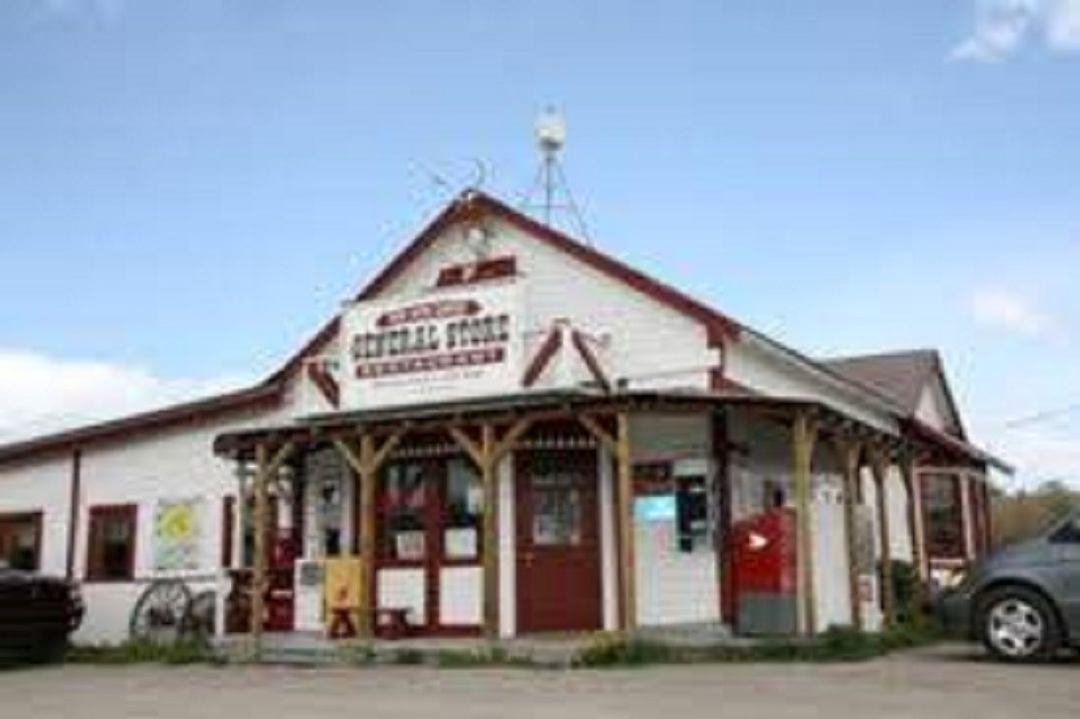 Twin Butte Country General Store and Licensed Restaurant | Canada's Alberta