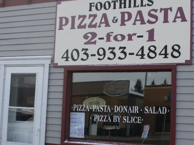 Foothills Pizza & Pasta | Canada's Alberta thumbnail