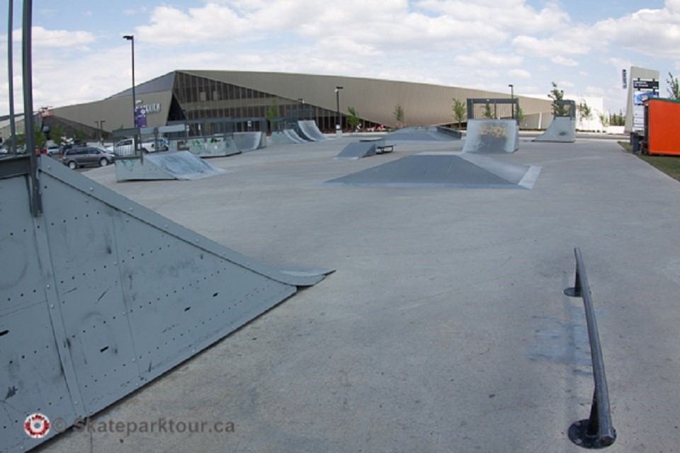 Clareview Skatepark | Canada's Alberta thumbnail