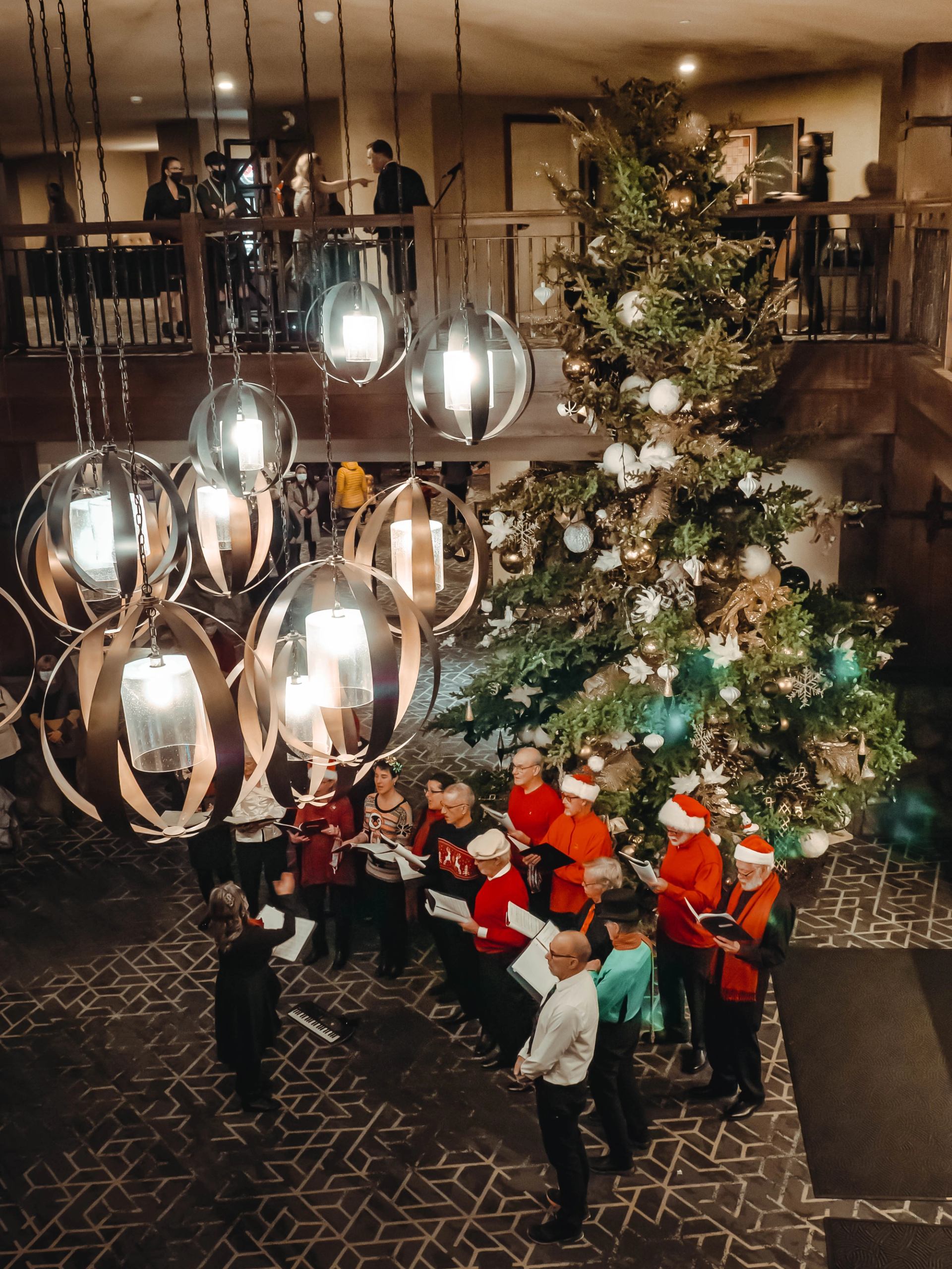 Crowning of the Tree at The Malcolm Hotel | Canada's Alberta thumbnail