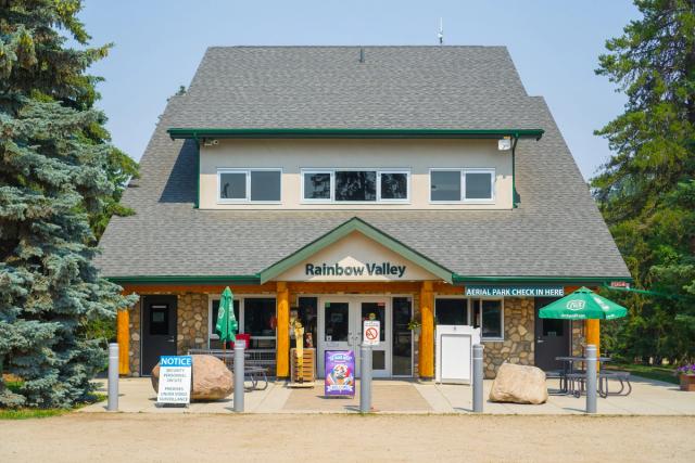 Main building at Rainbow Valley Campground.