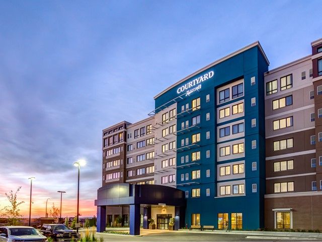 Courtyard by Marriott Calgary South | Canada's Alberta thumbnail