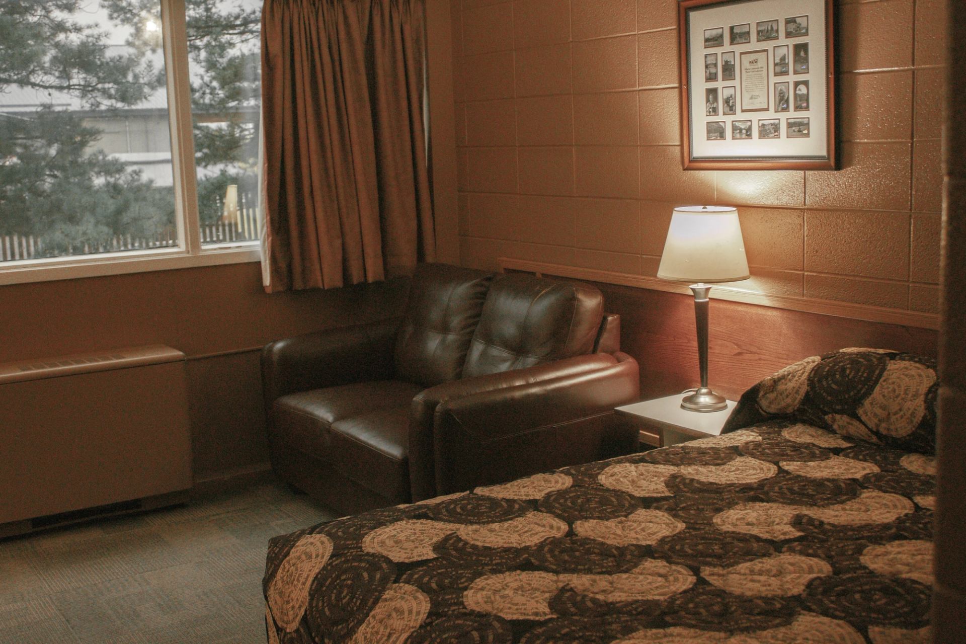 Airways Country Inn | Canada's Alberta thumbnail
