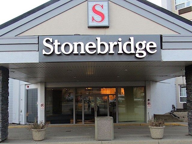 Stonebridge Hotel | Canada's Alberta thumbnail