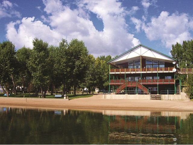 Pine Lake Leisure Resort on the lake