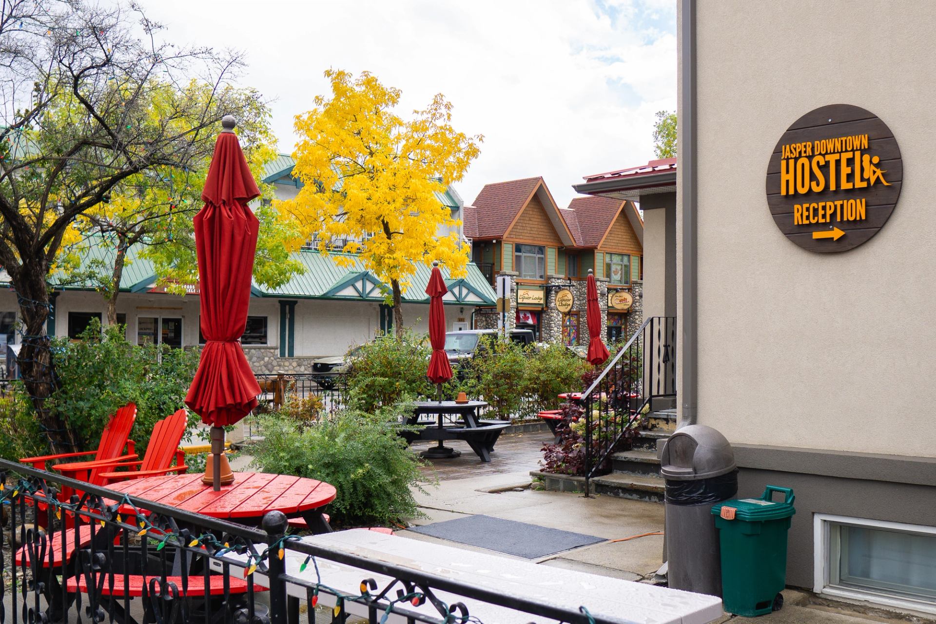 The exterior of Jasper Downtown Hostel.