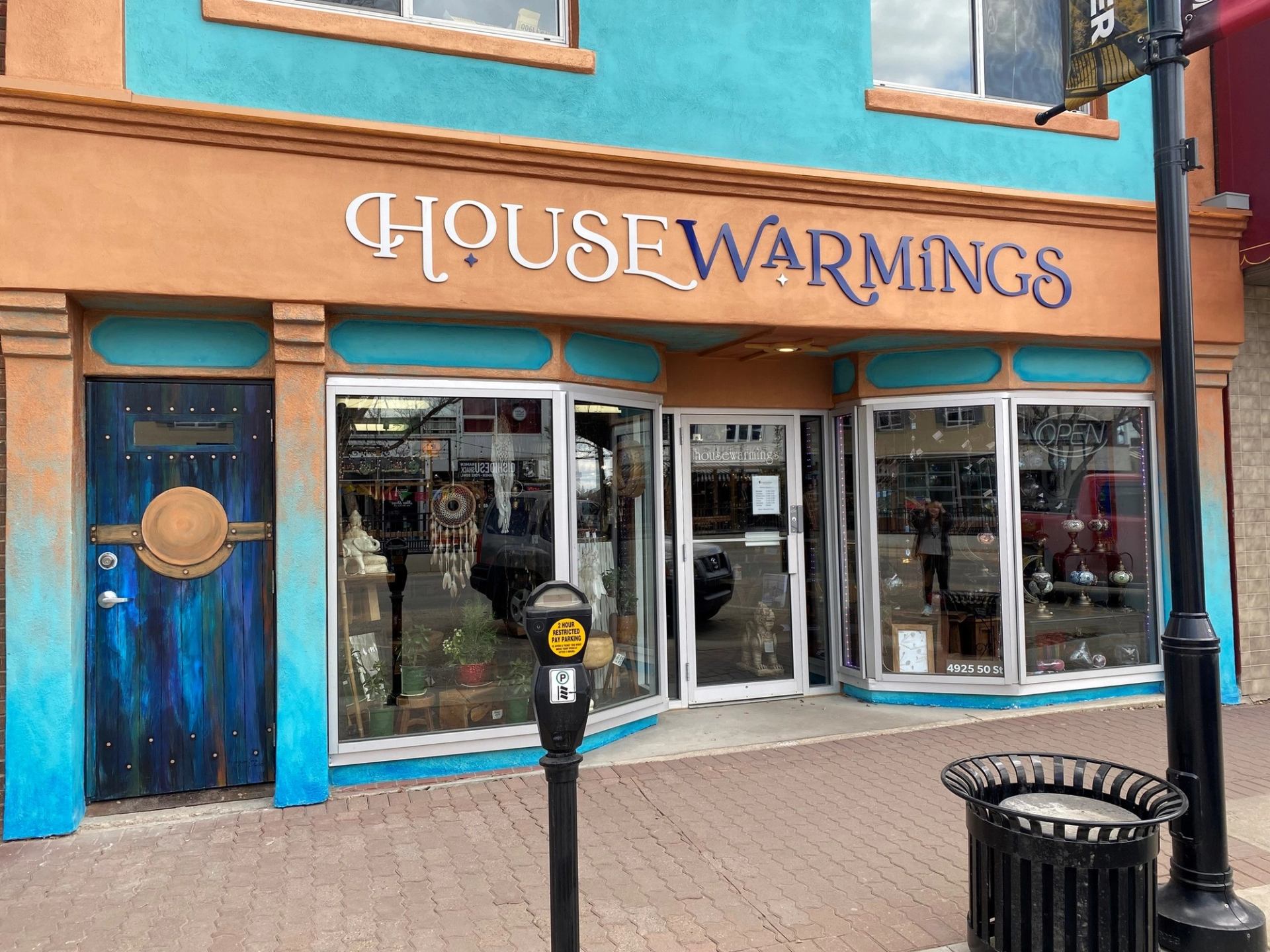 Housewarmings | Canada's Alberta thumbnail