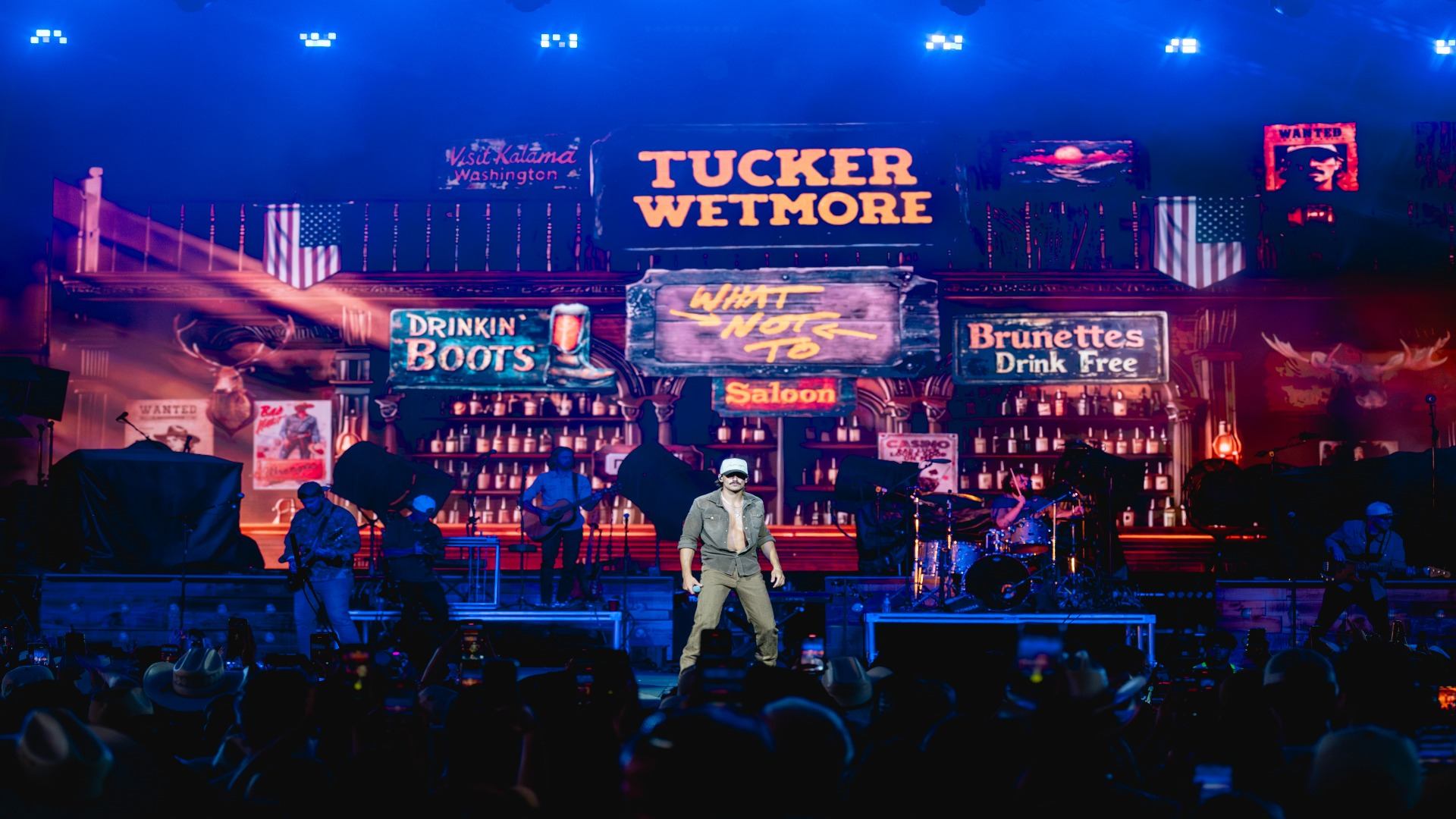 Tucker Wetmore LIVE at Cowboys Music Festival thumbnail