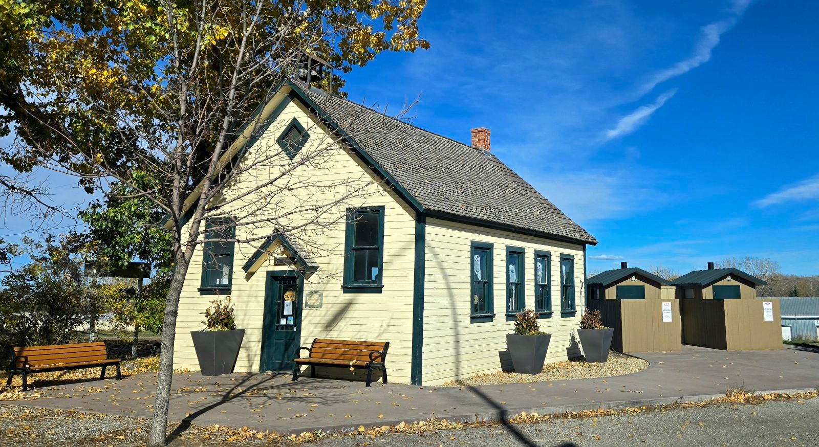 MacEwan School House Visitor Information Centre