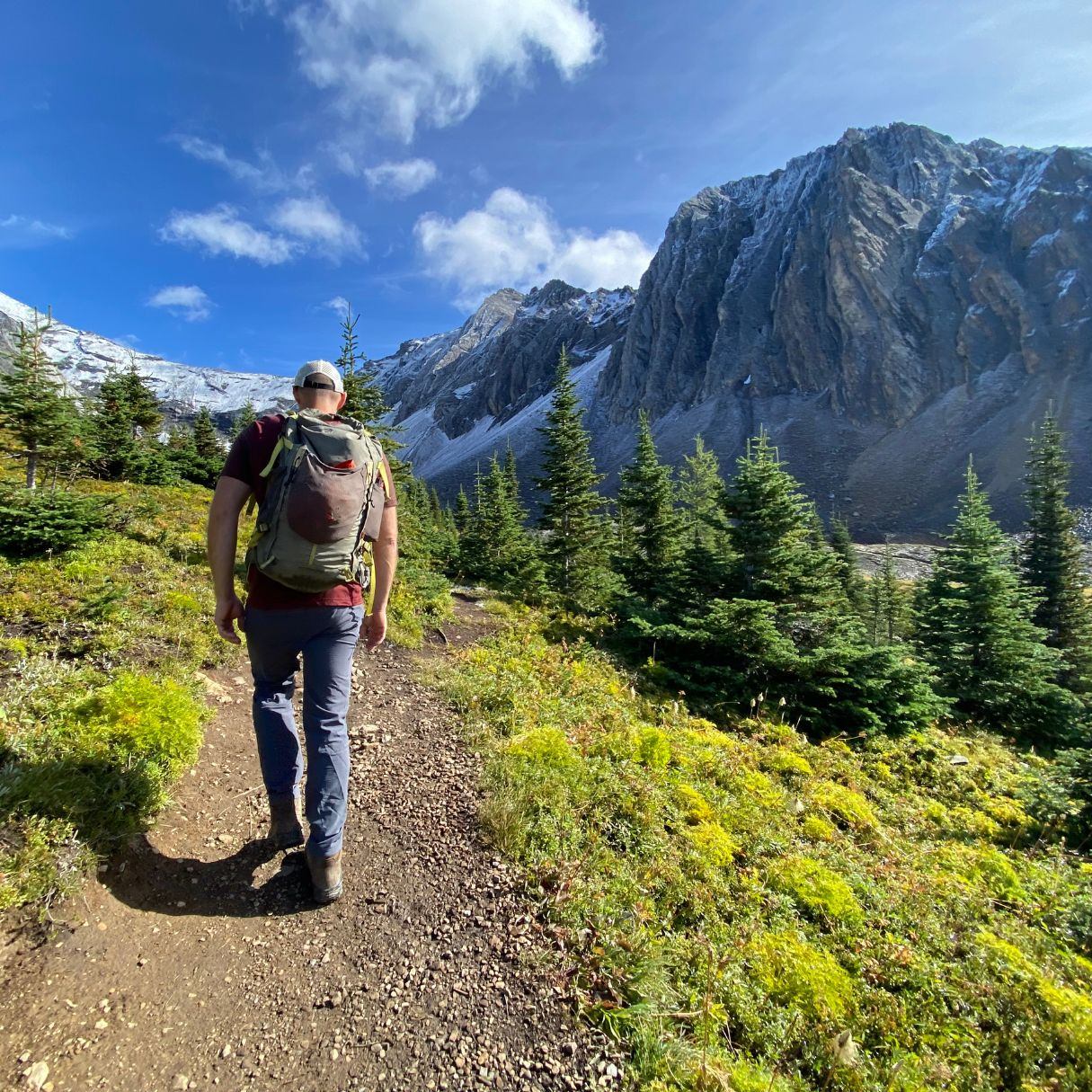 A man hiking Ptarmigan Cirque