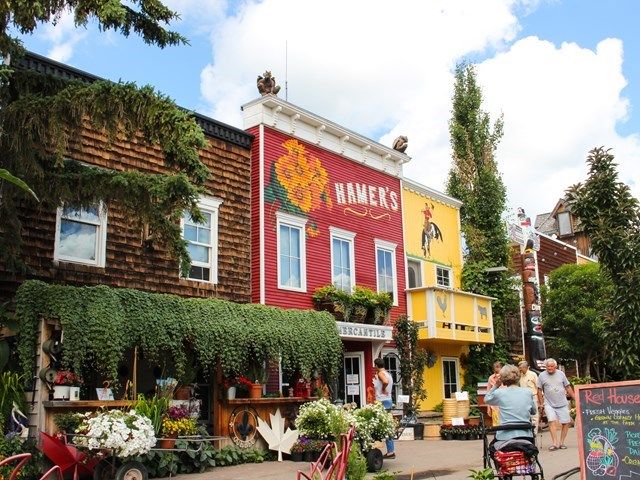 Shops and storefronts at The Saskatoon Farm in Alberta.