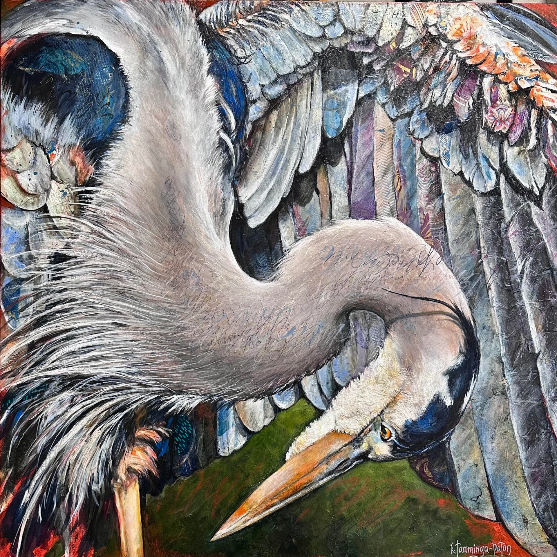 Colorful painting of a heron with detailed feathers and vibrant background.
