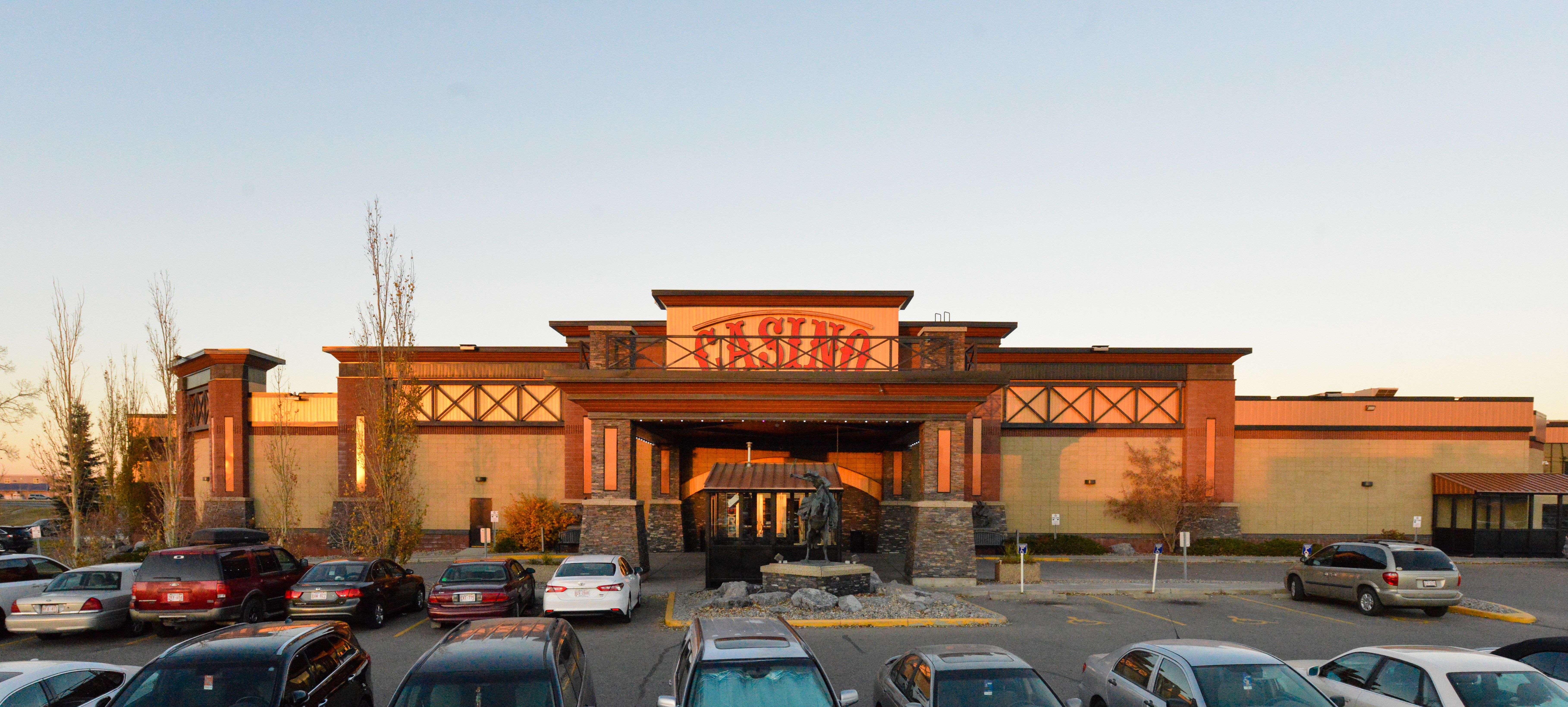 Pure Casino online interface showcasing games and layout