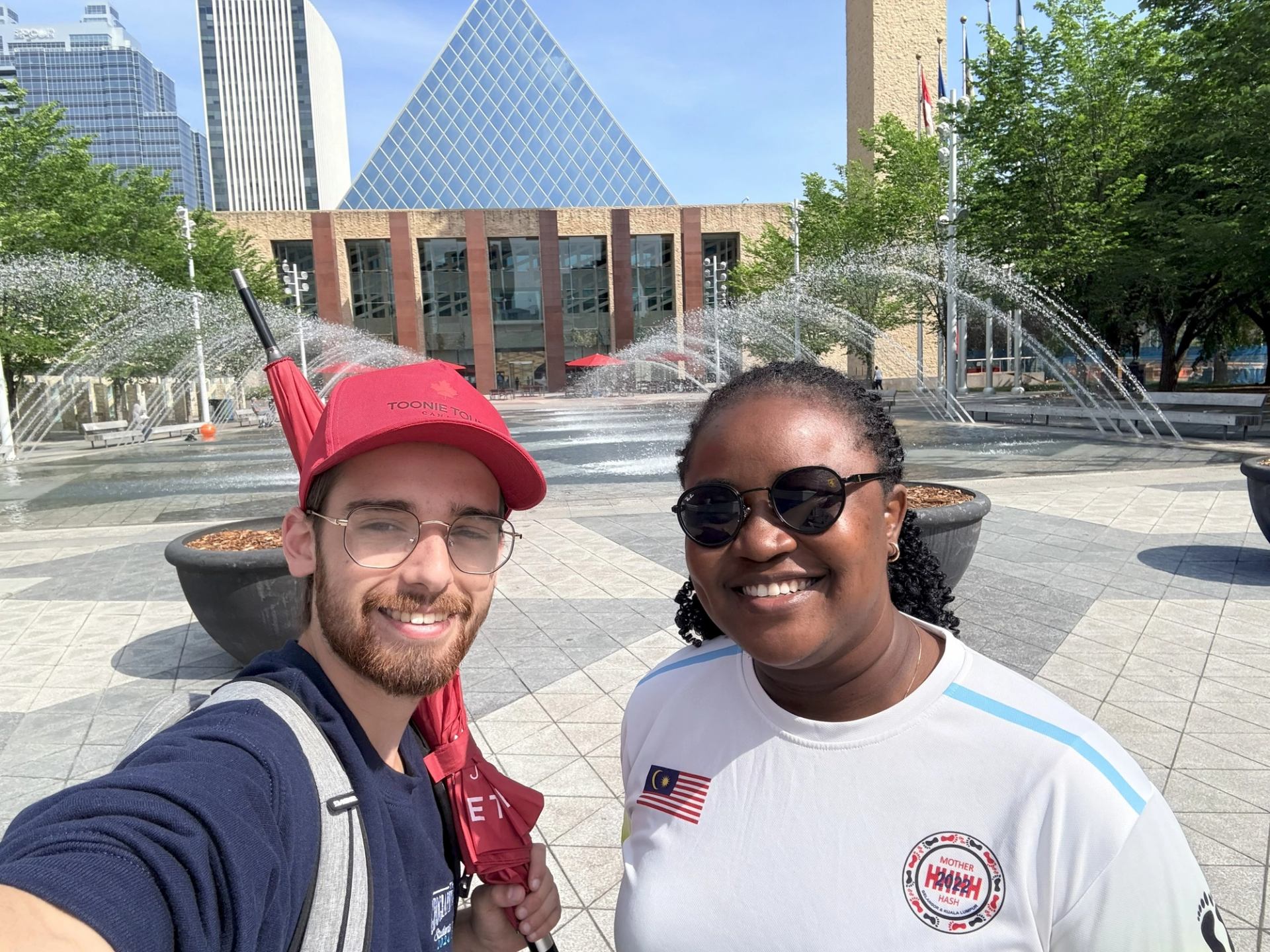 Discover Edmonton’s charm at City Hall! Join their walking tour for fun, sights, and sunshine.