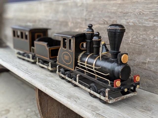 NotSo Fine Antiques | Canada's Alberta thumbnail