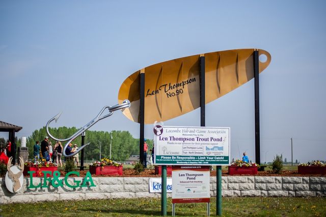 The back of the lure, with the sign for the Len Thompson Trout Pond.