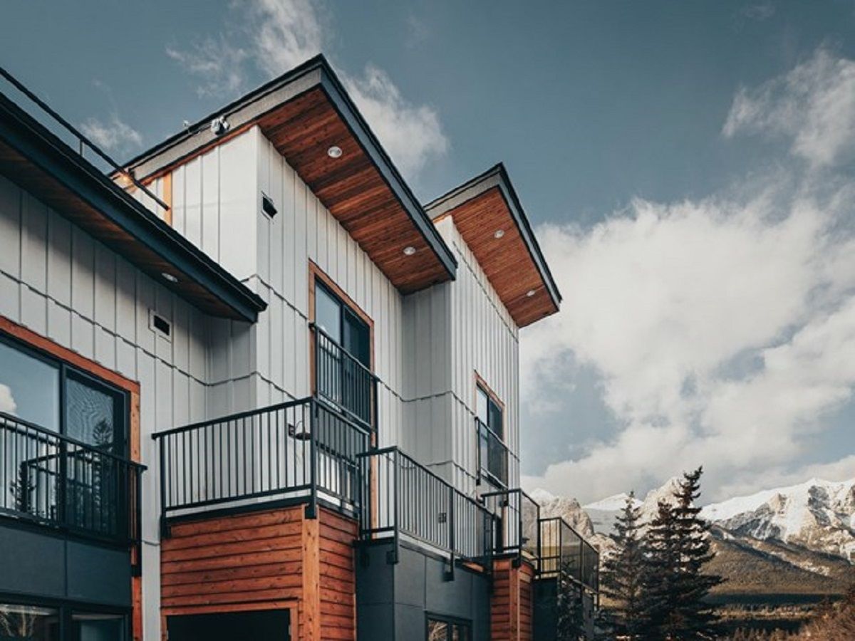 Basecamp Suites Canmore | Canada's Alberta thumbnail