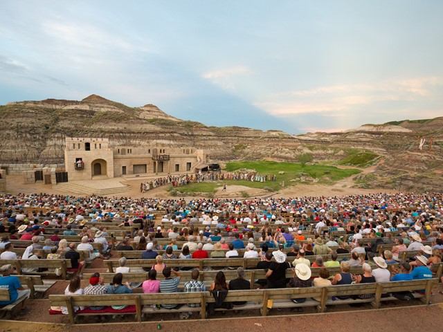 A group of people gathered at Badlands Amphitheatre