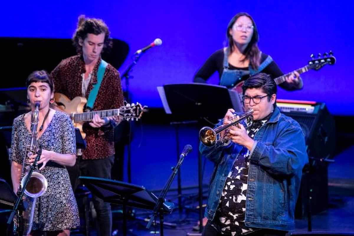 Jazz Showcase, 2019. Yunior Terry Ensemble: Christian McGhee (Drums), Summer Kodama (Bass), Jacob Hiser (Piano), Edward Bond (Guitar), Walter Cano(Trumpet), Camila Nebbia (Saxophone) & Ethan Fisher (Vibraphone).