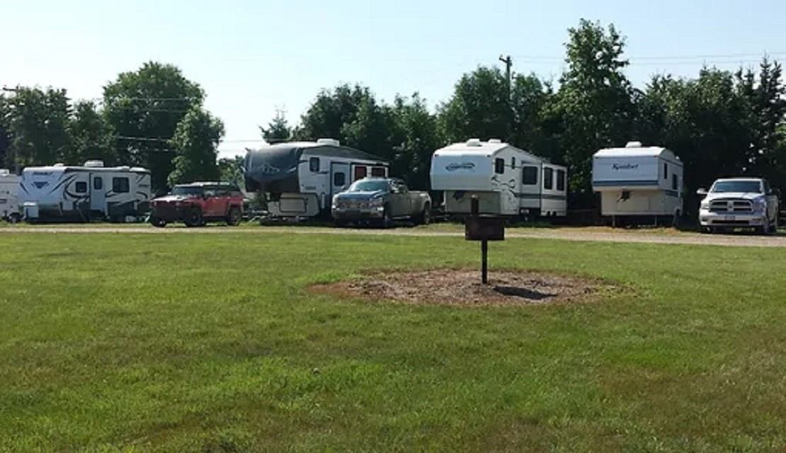 King's Park Campground | Canada's Alberta thumbnail