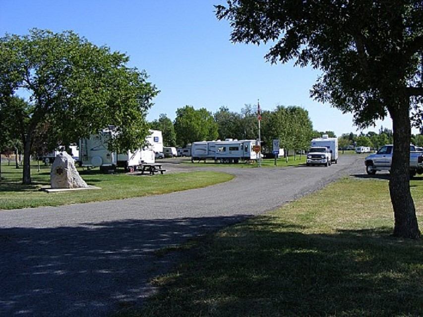 Centennial Park Campground | Canada's Alberta thumbnail