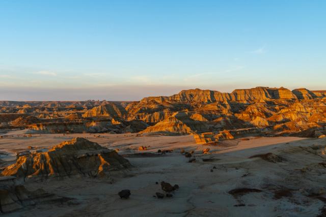 Sunrise at Dinosaur Provincial Park.