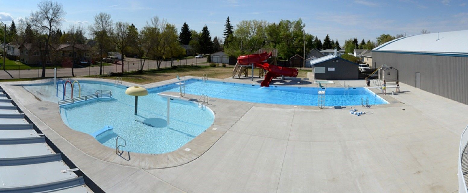 Bassano Swimming Pool | Canada's Alberta thumbnail