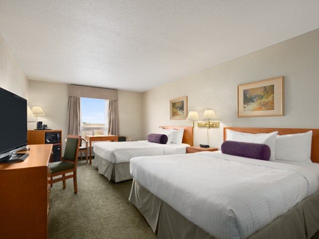 Guest room with two beds