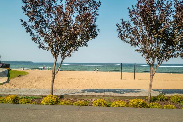 Sandy beach at Kinosoo Beach.