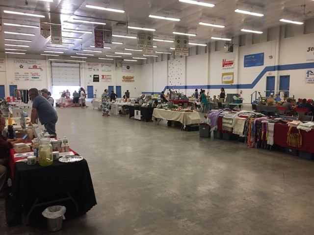 Hanna Farmers' Market | Canada's Alberta thumbnail