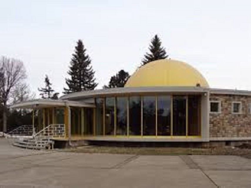 Queen Elizabeth II Planetarium | Canada's Alberta thumbnail