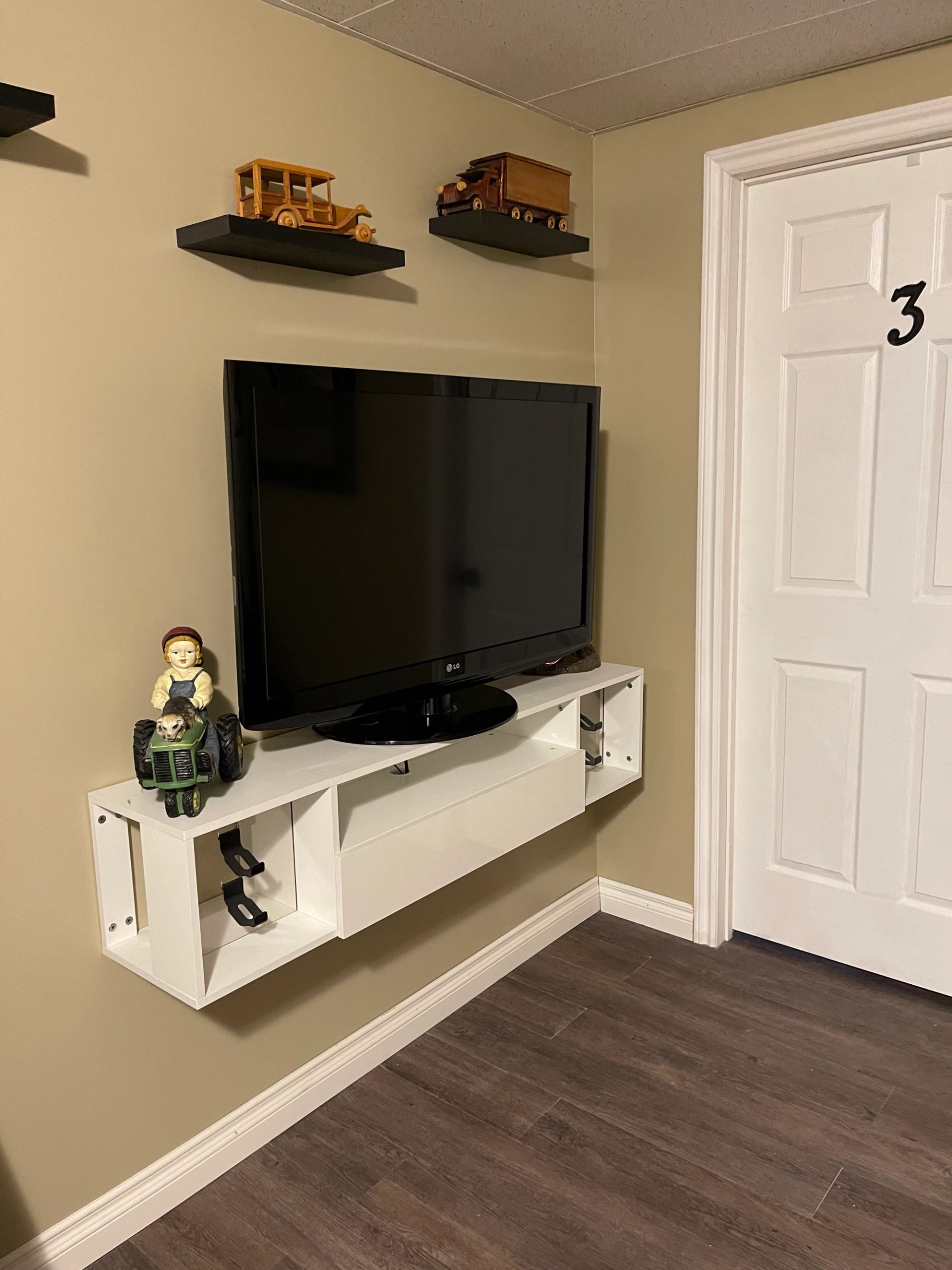 A wall mounted TV