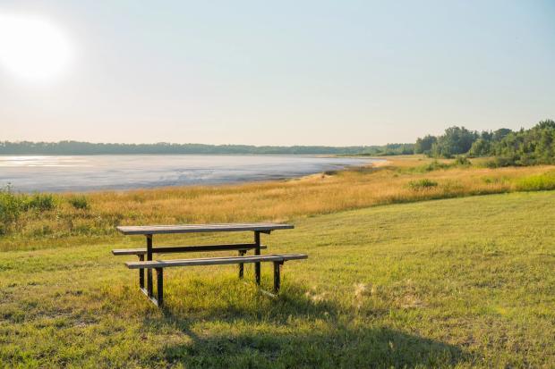 Picnic table at Haunted Lake Golf Club Campground.