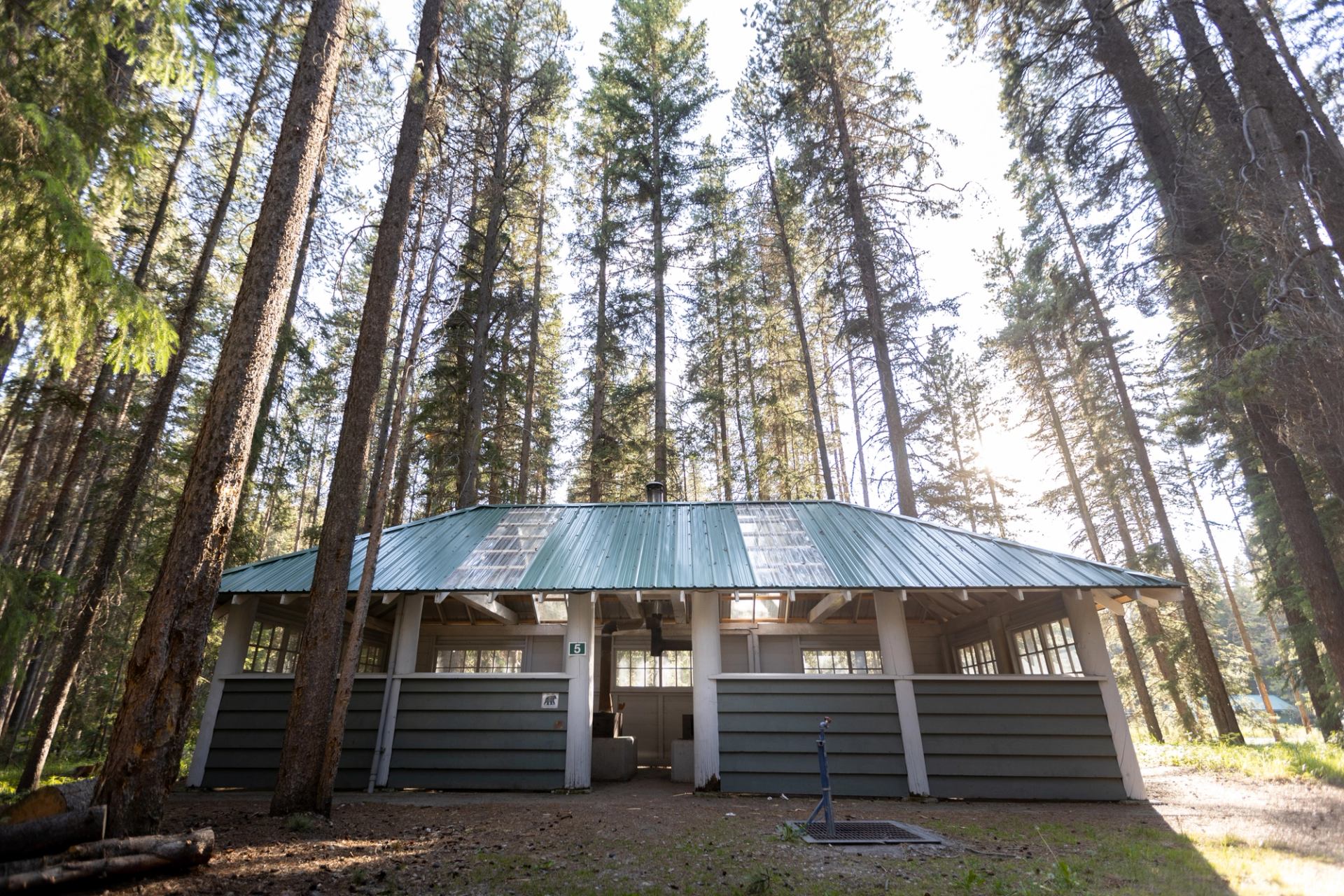 Facility at Johnston Canyon Campground.