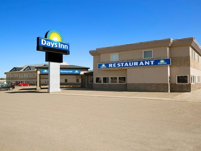 Days Inn High Level | Canada's Alberta thumbnail