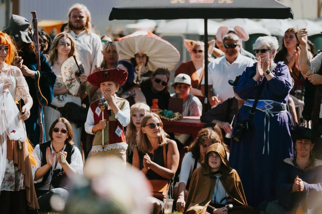 Vegreville Medieval Faire & Artisan Market | Canada's Alberta