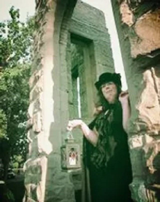 Calgary Ghost Tours | Canada's Alberta thumbnail