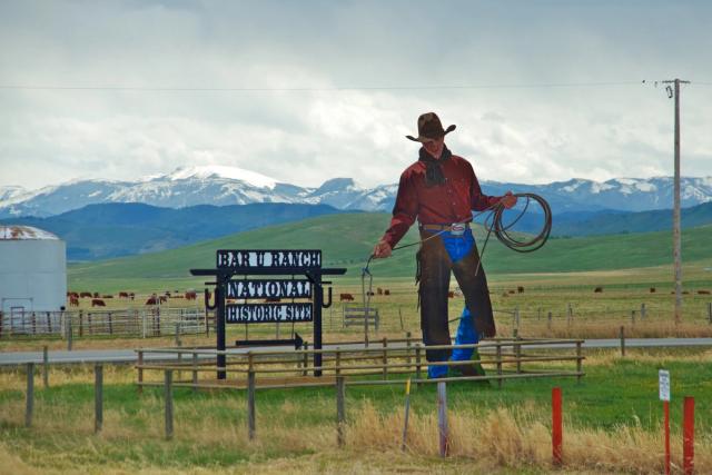 Bar U Ranch entry sign.