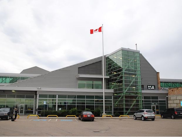 Exterior of the Coutts Highway/Land Border Office