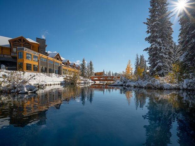 The exterior of the Malcom Hotel in Canmore.