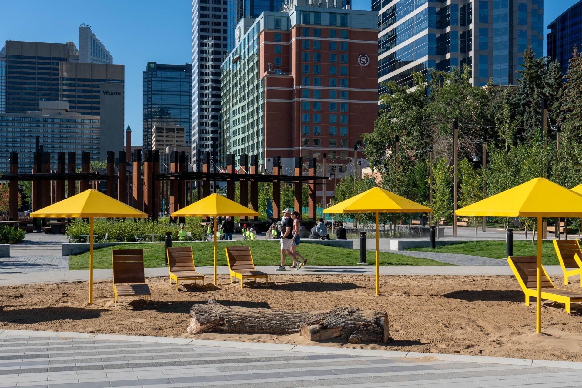 Eau Claire Plaza | Canada's Alberta thumbnail