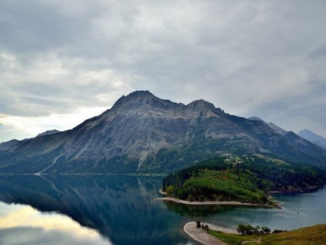 Vimy Peak | Canada's Alberta thumbnail