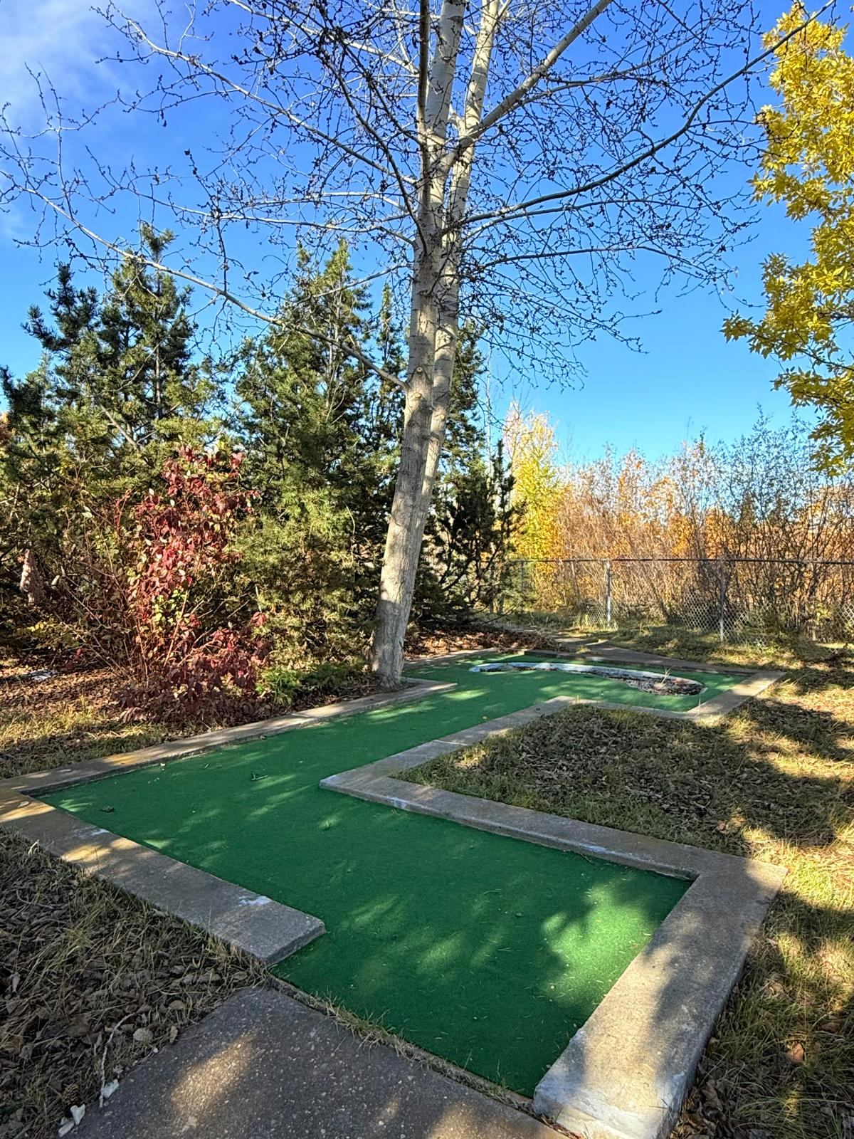 Mini golf at My Lakehouse Edmonton | Canada's Alberta thumbnail