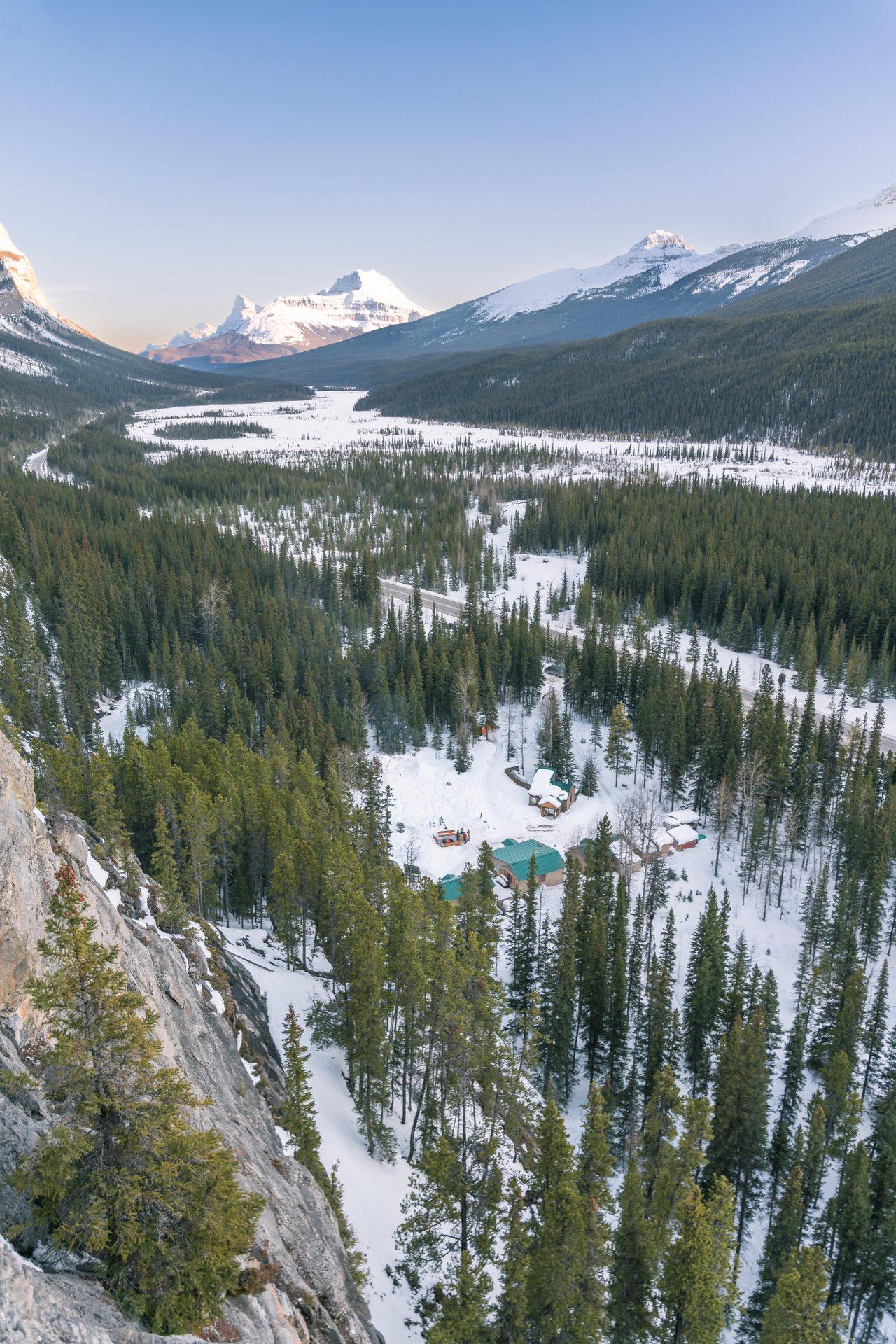 Wilderness hostel tucked among the snowy mountains.