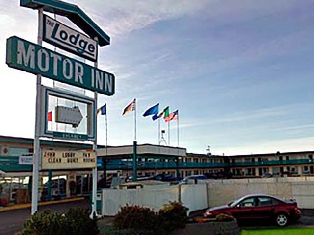 Exterior of The Lodge Motor Inn