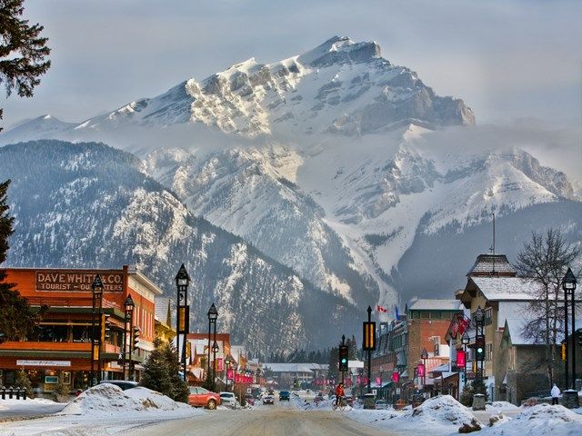 Wide shot of main street in the town of Banff.